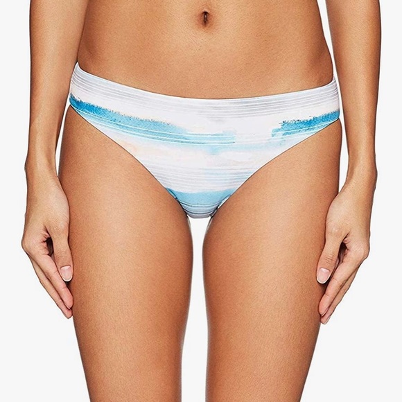 NEW🤍💙RVCA Bikini Set - Picture 3 of 6